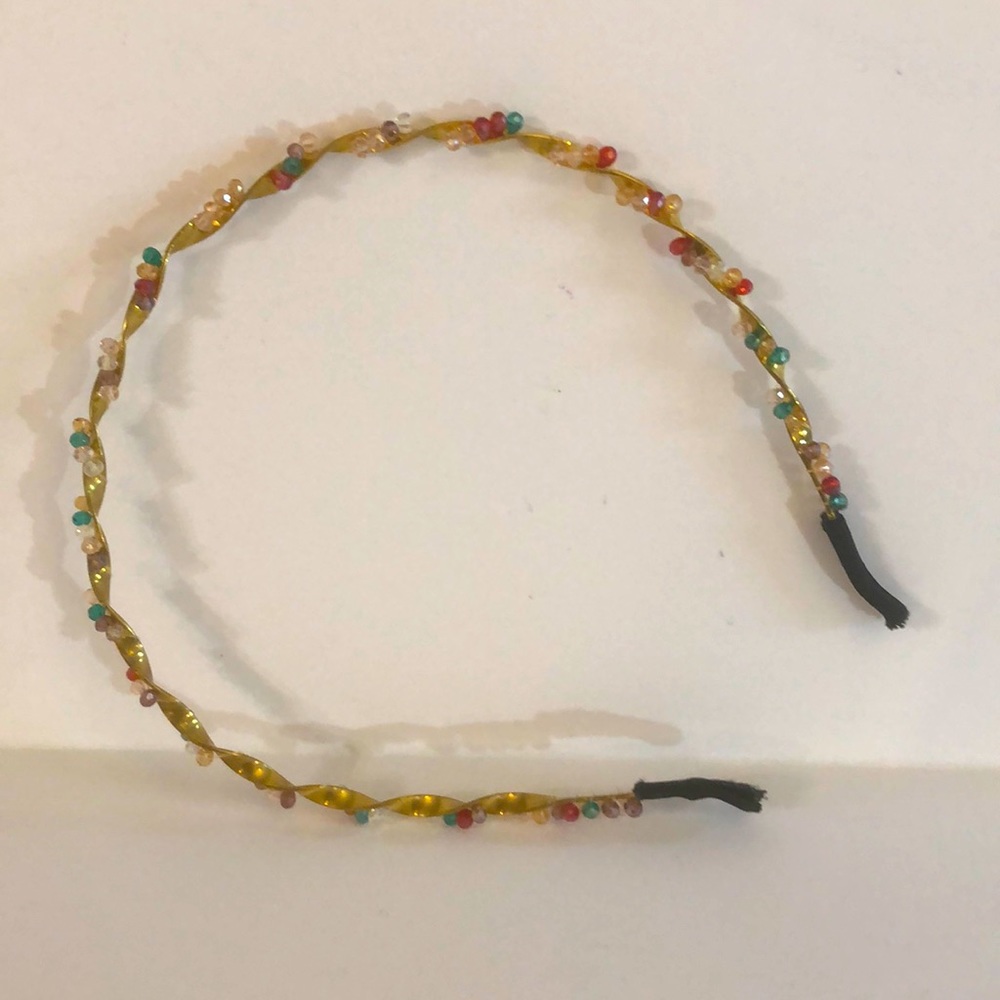 🎁 Colourful Beaded Headband